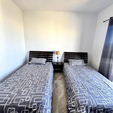 Skyline Gozo Penthouse With Jacuzzi * Xaghra