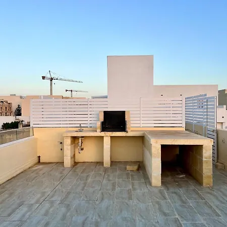 Skyline Gozo Penthouse With Jacuzzi Xagħra
