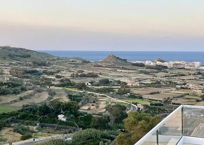Appartamento Skyline Gozo Penthouse With Jacuzzi *